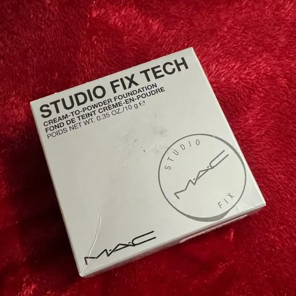 BNIB Mac Studio Fix Tech Cream to Powder Foundation - Picture 1 of 6